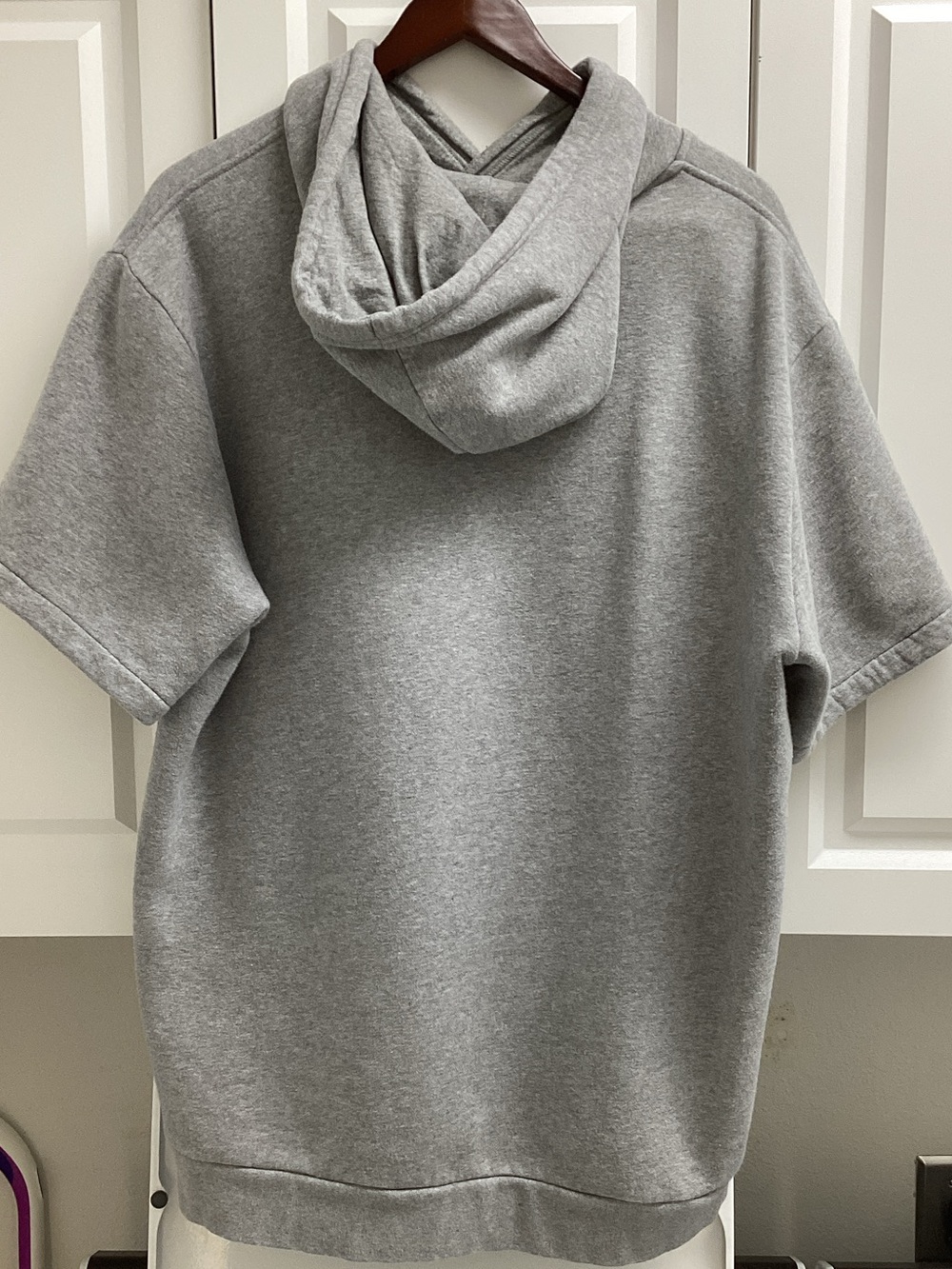 adidas Light Gray Short-Sleeve Crewneck Hoodie - Picture 4 of 5
